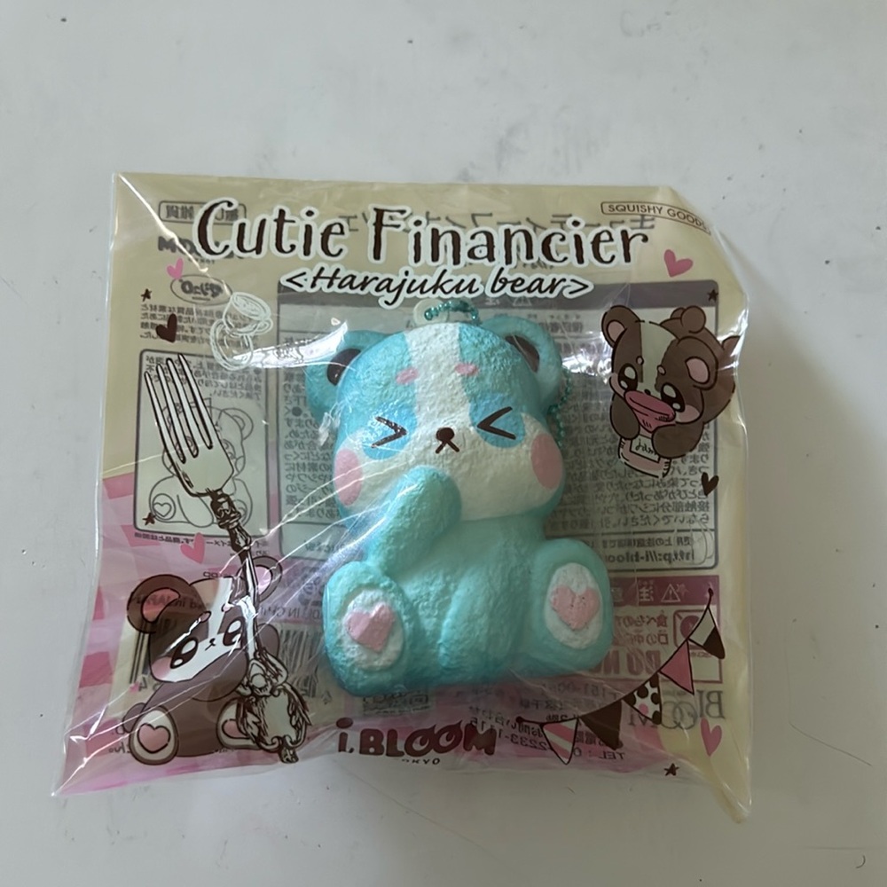 Ibloom harajuku blue bear squishy